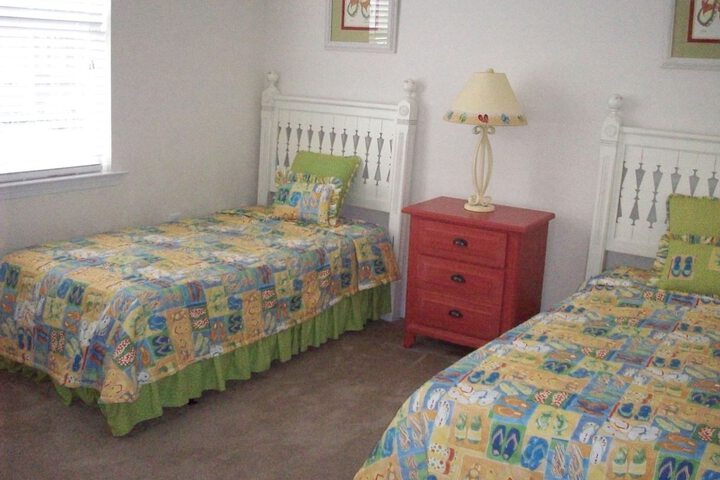 Room 2 of 16