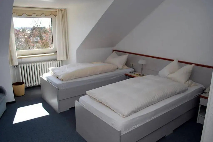 guest_rooms