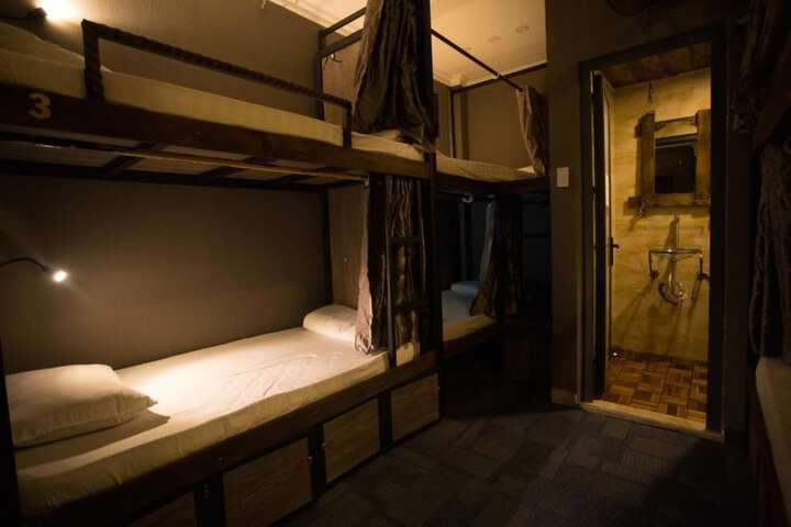 Room 4 of 29