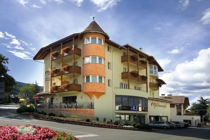 Hotel 49 of 62