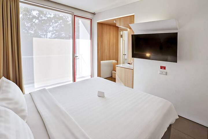 Room 26 of 55