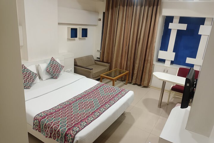 Room 6 of 54