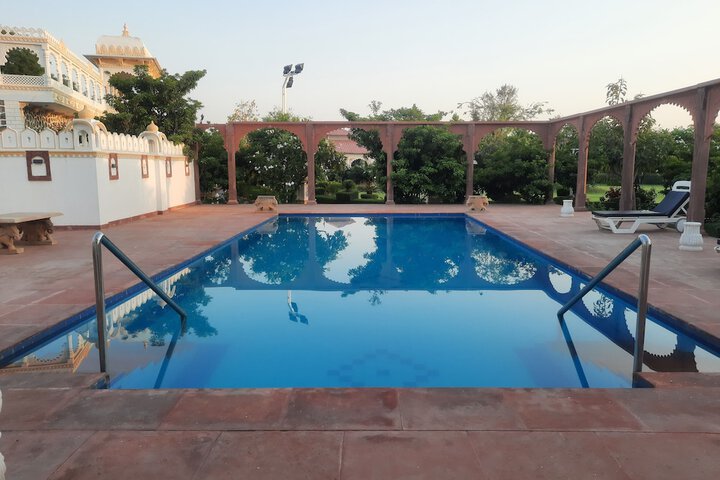 Pool 36 of 70
