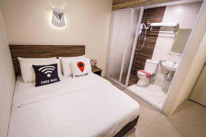 Room 2 of 4
