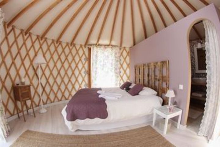 Room 8 of 27