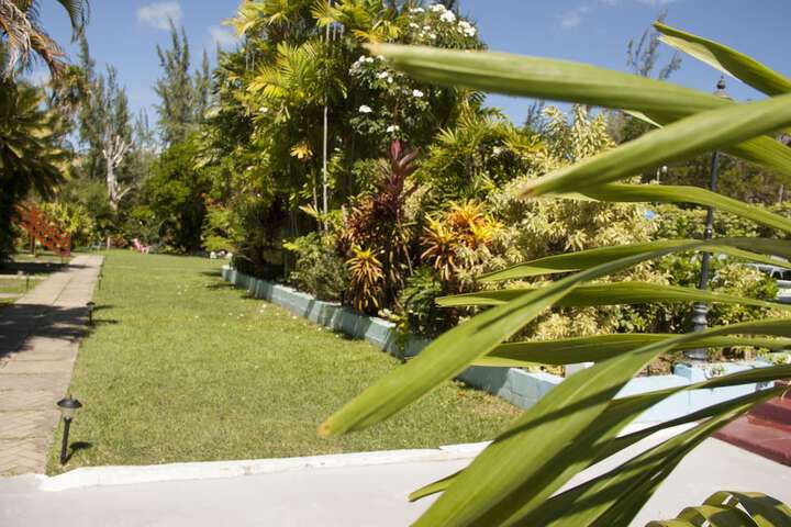 Pool 42 of 60
