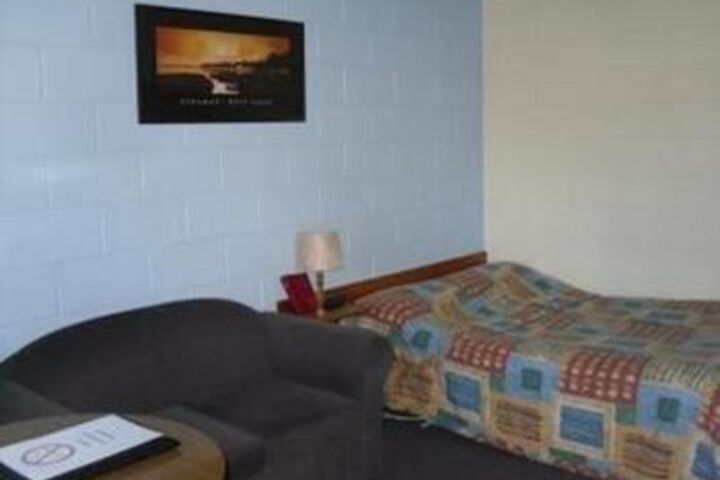 Room 38 of 43
