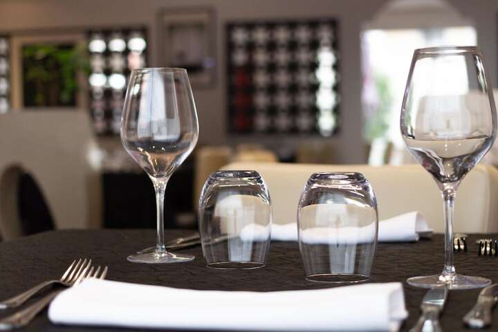 Dining 53 of 94