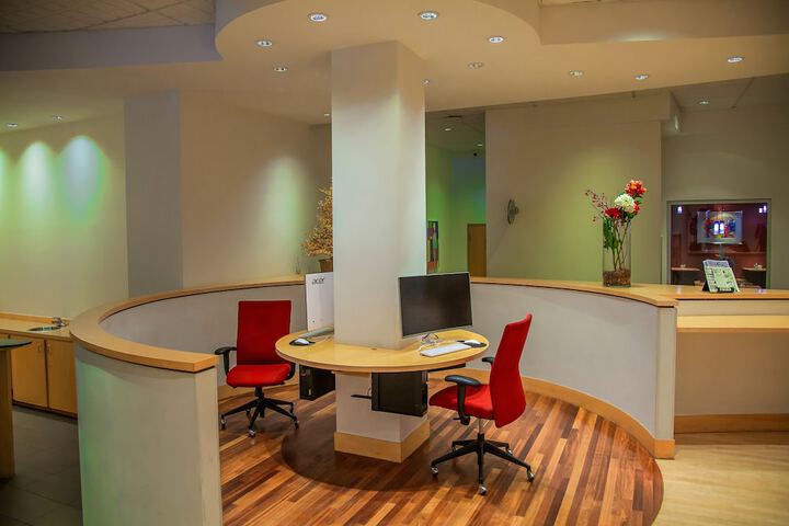 Business Center 59 of 60