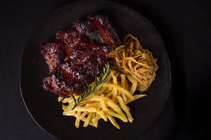 Dining 48 of 127