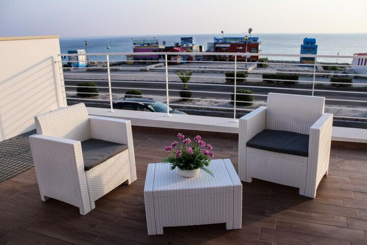 Terrace/Patio 9 of 56