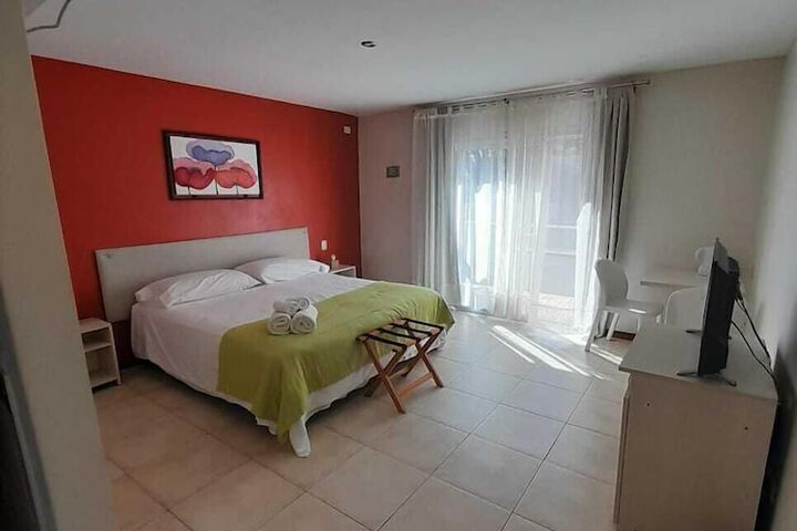 Room 8 of 30