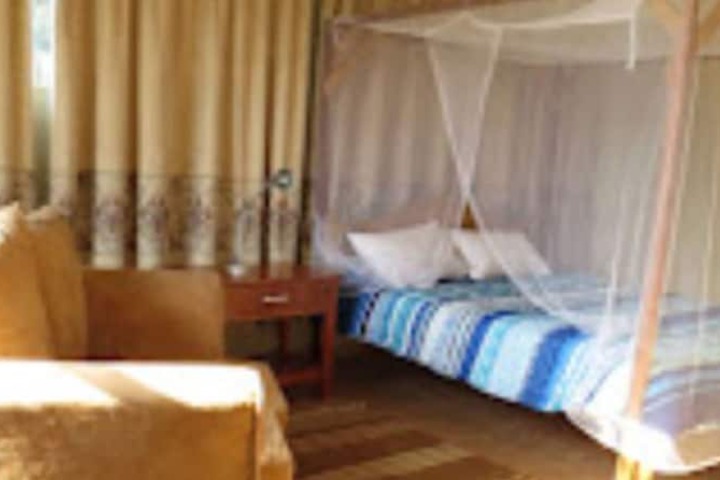 Room 3 of 12