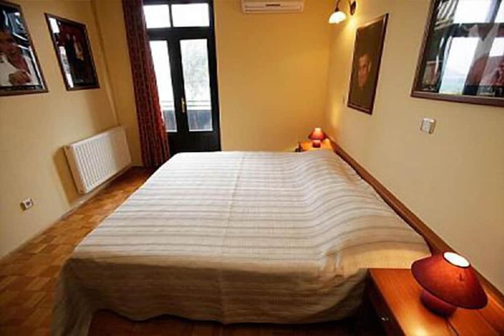 Room 7 of 29
