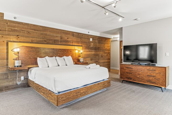 Room 19 of 55