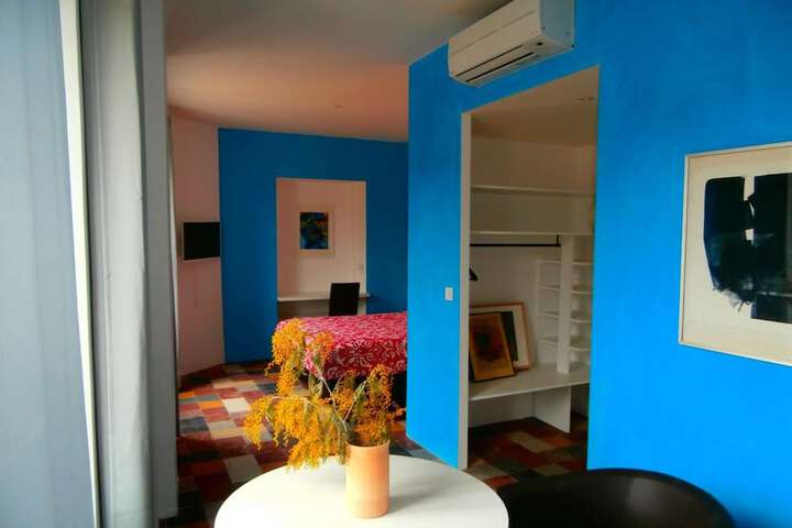 Room 3 of 21