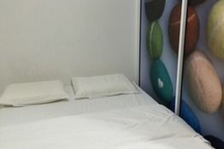 Room 9 of 22