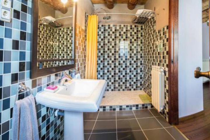 Bath Interior