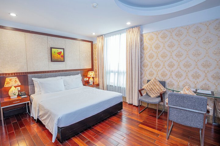 Room 26 of 89