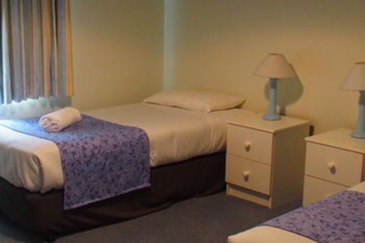 Room 12 of 30