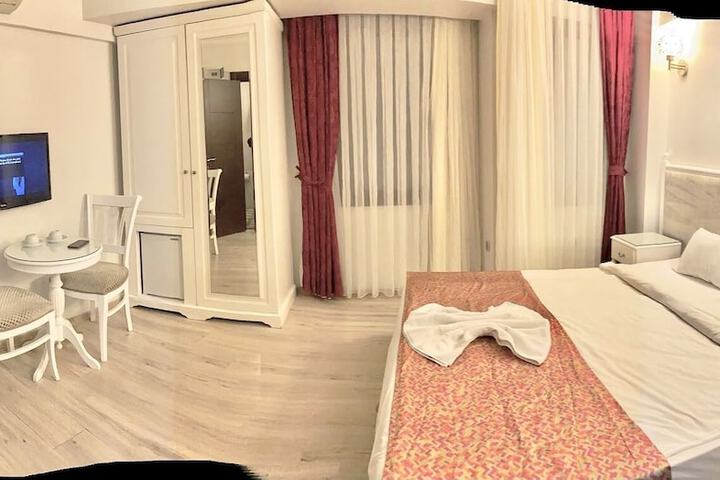 Room 46 of 66