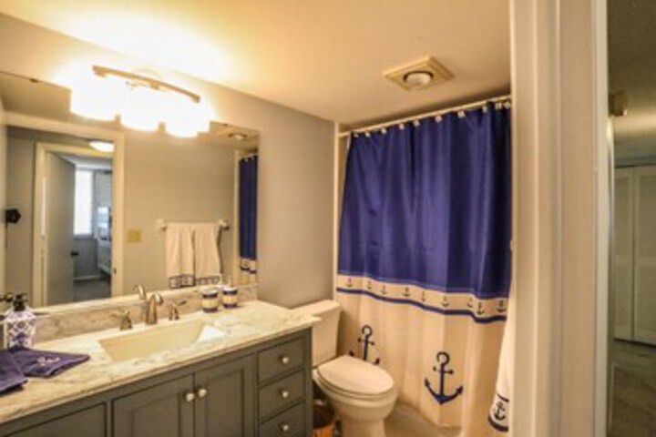 Room 5 of 28