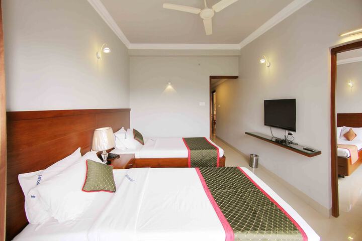 Room 12 of 65