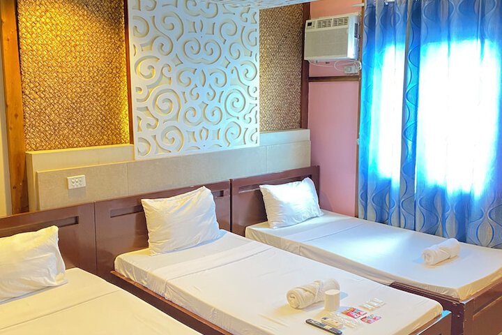 Room 44 of 51