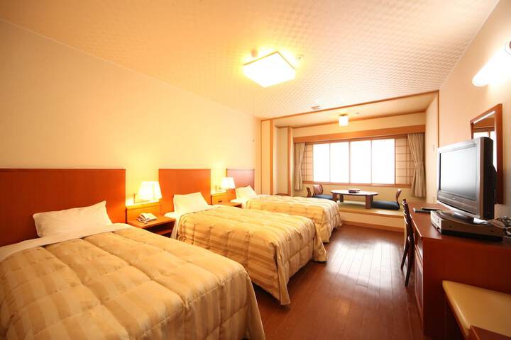 Room 11 of 54