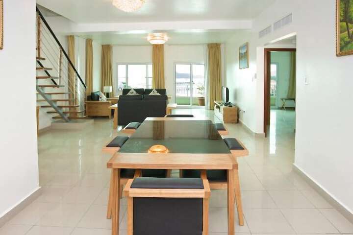Room 8 of 25
