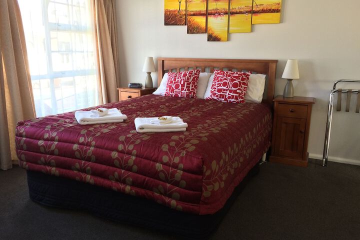 Room 3 of 36