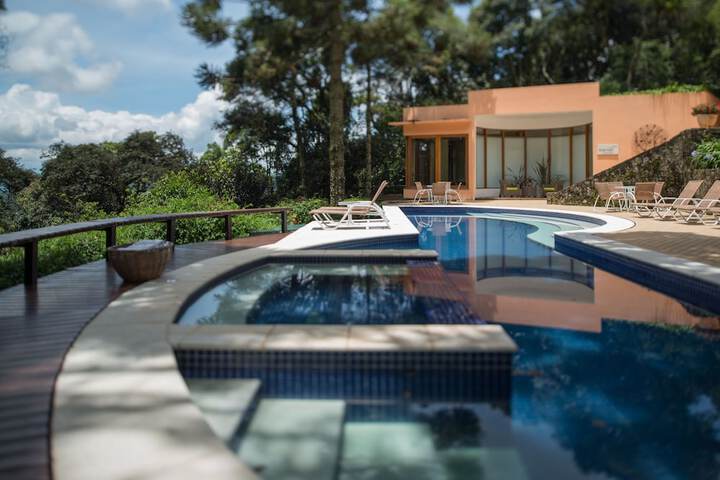 Pool 69 of 123