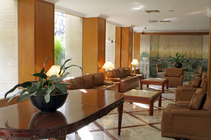 Guest Lobby