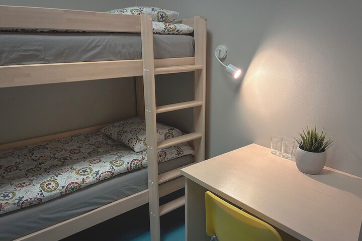 Room 16 of 26