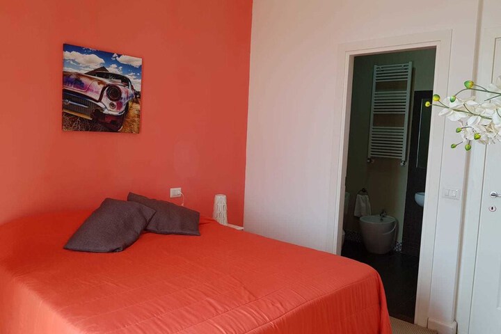 Room 9 of 70