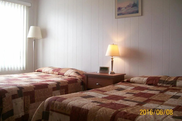 Room 15 of 18