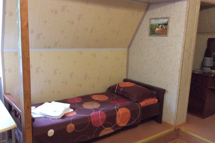 Room 10 of 69
