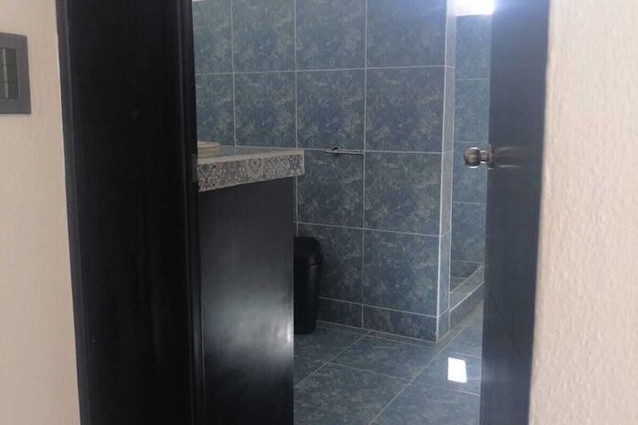 Room 43 of 62