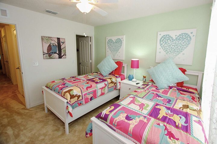 Room 6 of 96