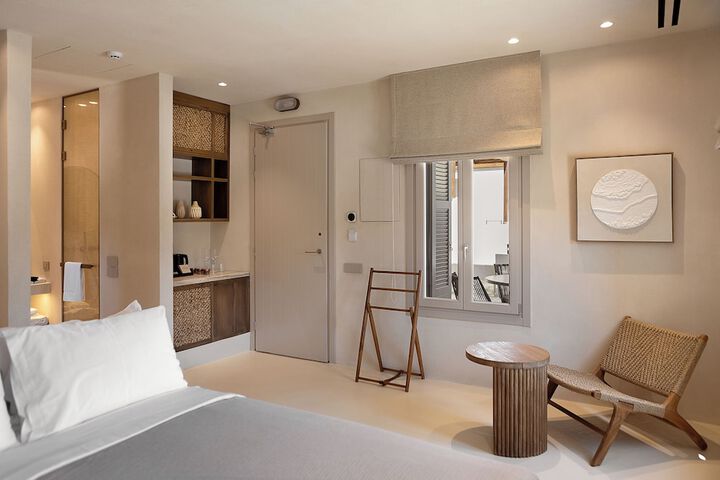 Room 12 of 45