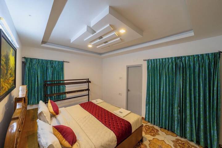 Room 15 of 68