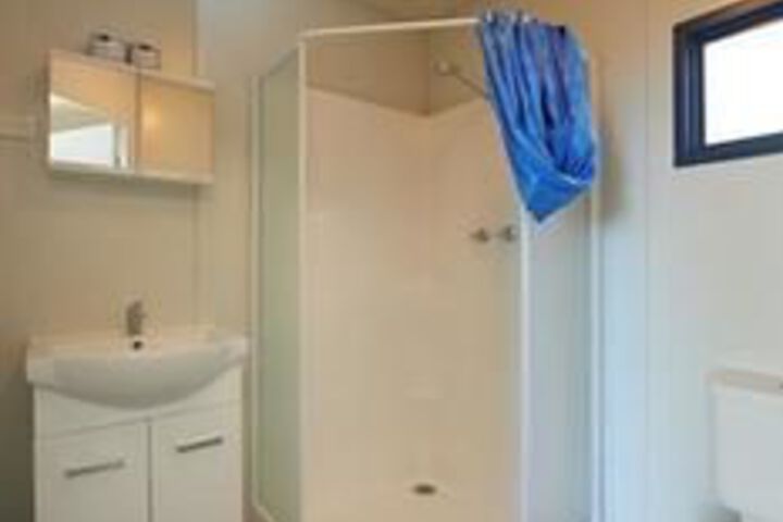 Room 5 of 15