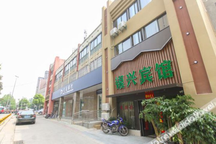 Hotel 3 of 27