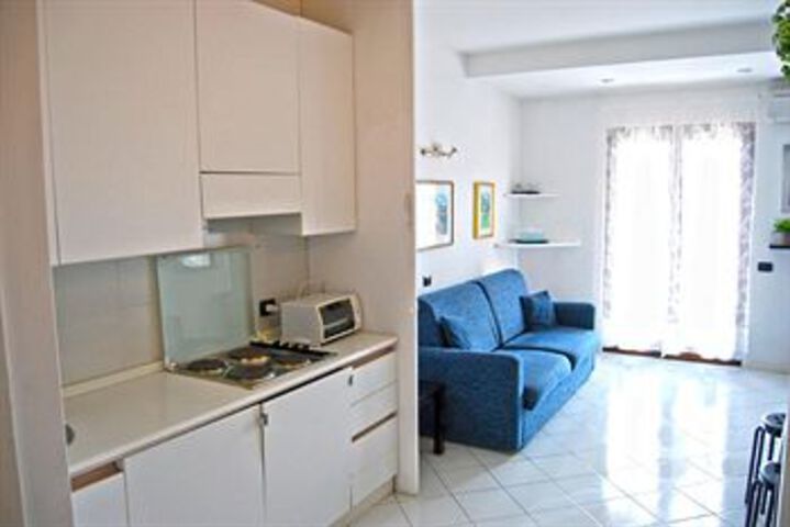 Room 18 of 50