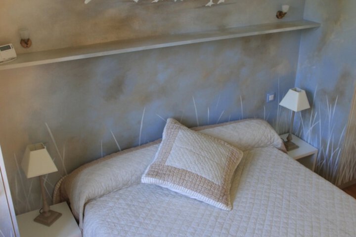 Room 4 of 41