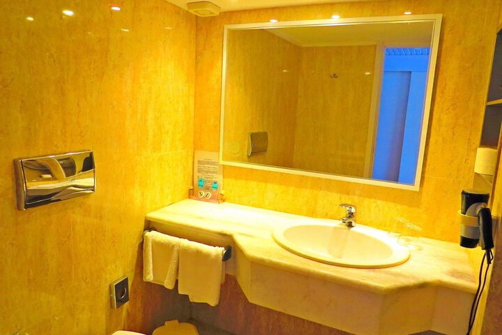 Bath Interior