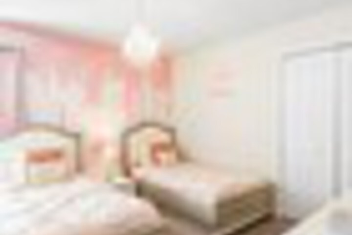 Room 53 of 216