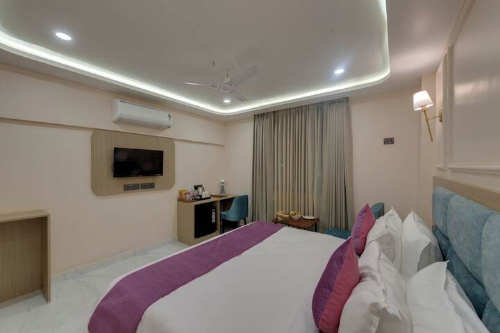 Room 28 of 48