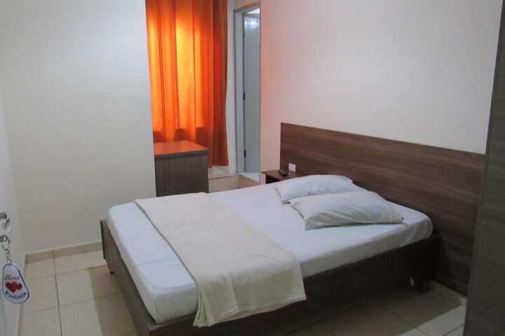Room 18 of 45