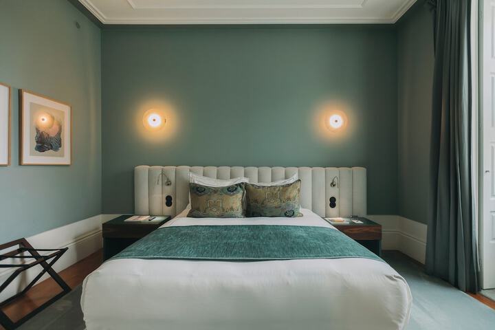 Room 48 of 147